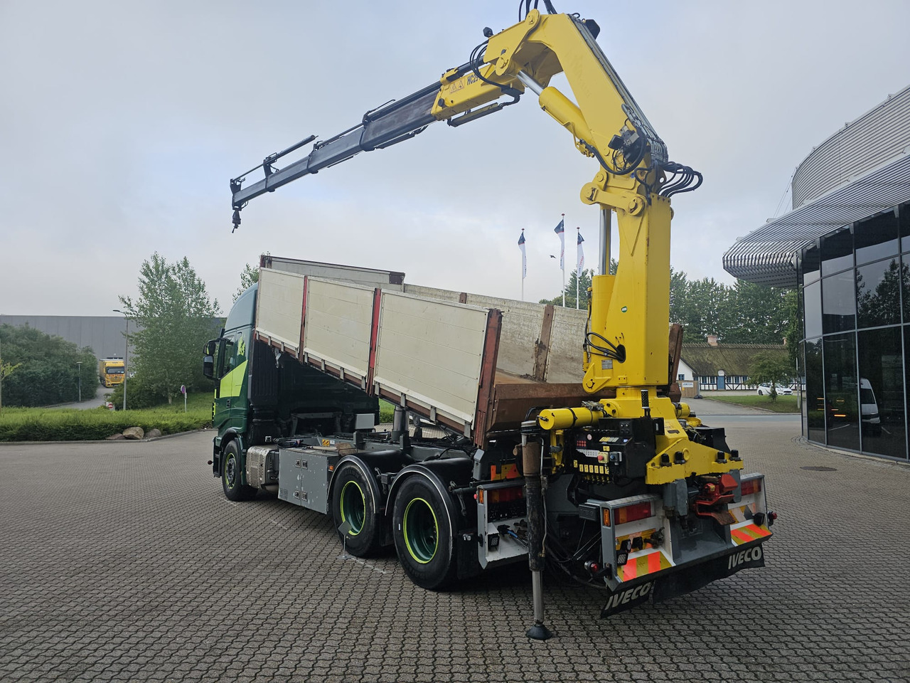 Iveco Stralis 560 6x4 - Контейнеровоз/ Сменна каросерия камион, Камион с кран: снимка 3 Iveco Stralis 560 6x4 - Контейнеровоз/ Сменна каросерия камион, Камион с кран: снимка 3