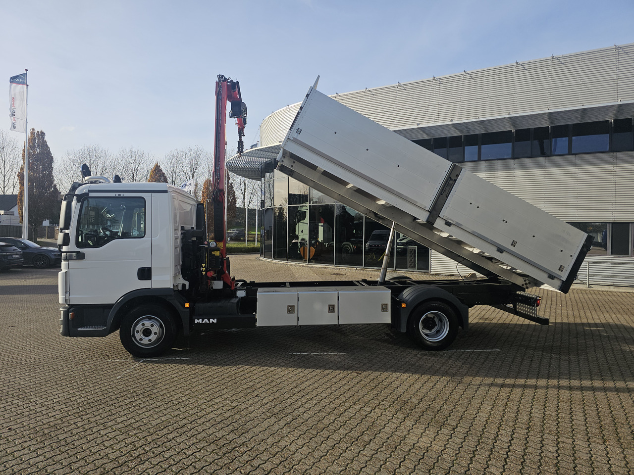 MAN TGL 10.220 - Самосвал камион: снимка 5 MAN TGL 10.220 - Самосвал камион: снимка 5