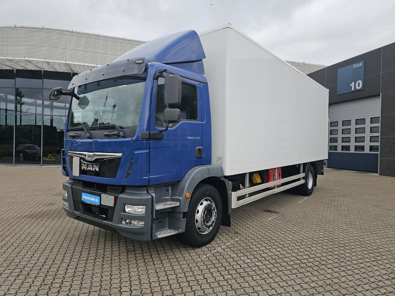 MAN TGM 18.290 - Камион фургон: снимка 1 MAN TGM 18.290 - Камион фургон: снимка 1