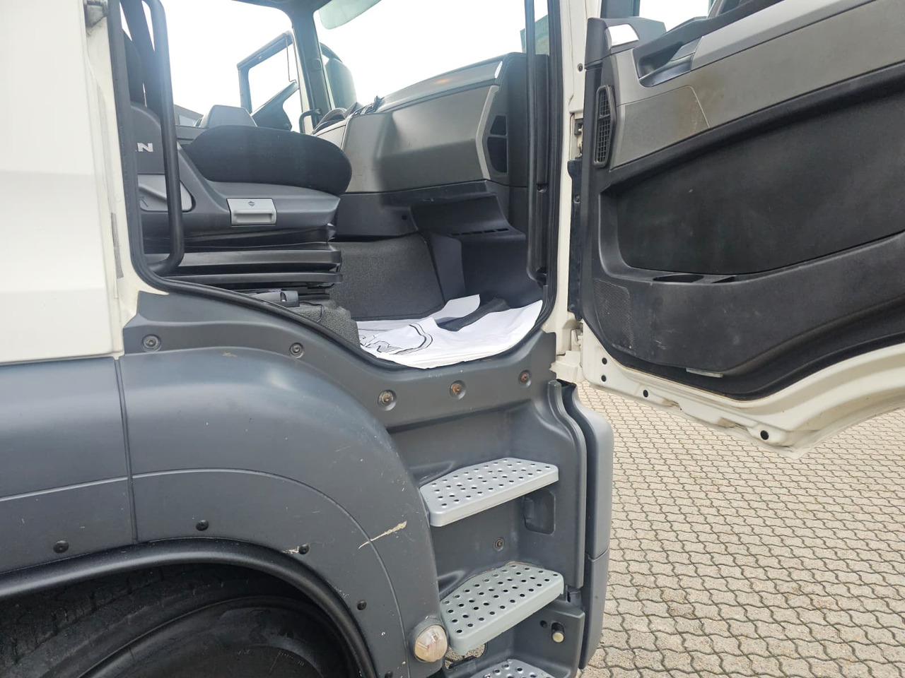 Контейнеровоз/ Сменна каросерия камион MAN TGS 26.400 6X2-4: снимка 18