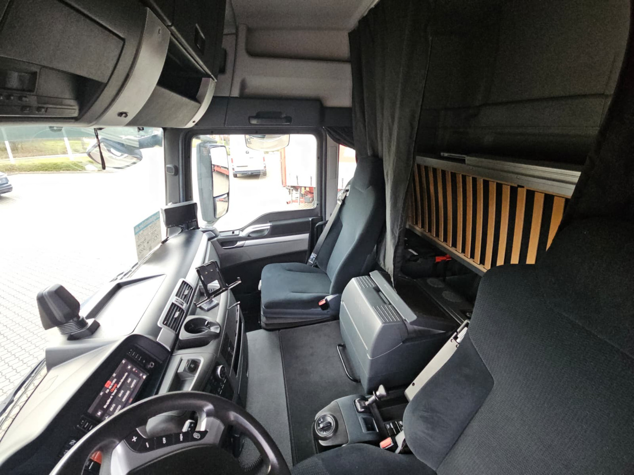 MAN TGS 26.500 6X2-4 - Контейнеровоз/ Сменна каросерия камион: снимка 5 MAN TGS 26.500 6X2-4 - Контейнеровоз/ Сменна каросерия камион: снимка 5