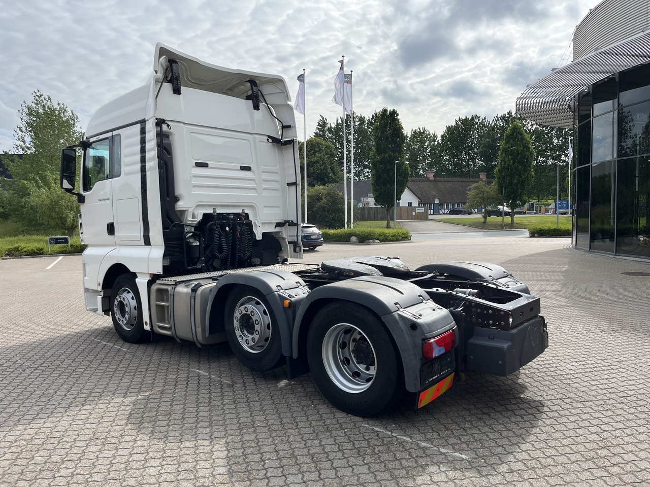 MAN TGX 26.470 6x2-2 - Влекач: снимка 3 MAN TGX 26.470 6x2-2 - Влекач: снимка 3