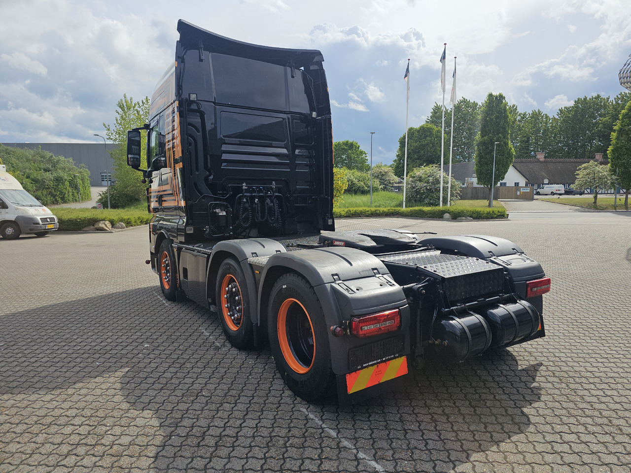MAN TGX 26.510 - Влекач: снимка 3 MAN TGX 26.510 - Влекач: снимка 3