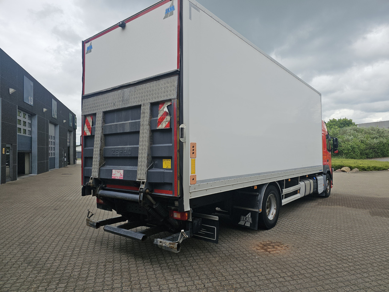 Volvo FM340 - Камион фургон: снимка 4 Volvo FM340 - Камион фургон: снимка 4