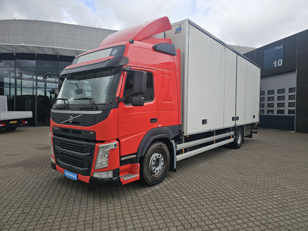 Volvo FM340 - Камион фургон: снимка 1 Volvo FM340 - Камион фургон: снимка 1