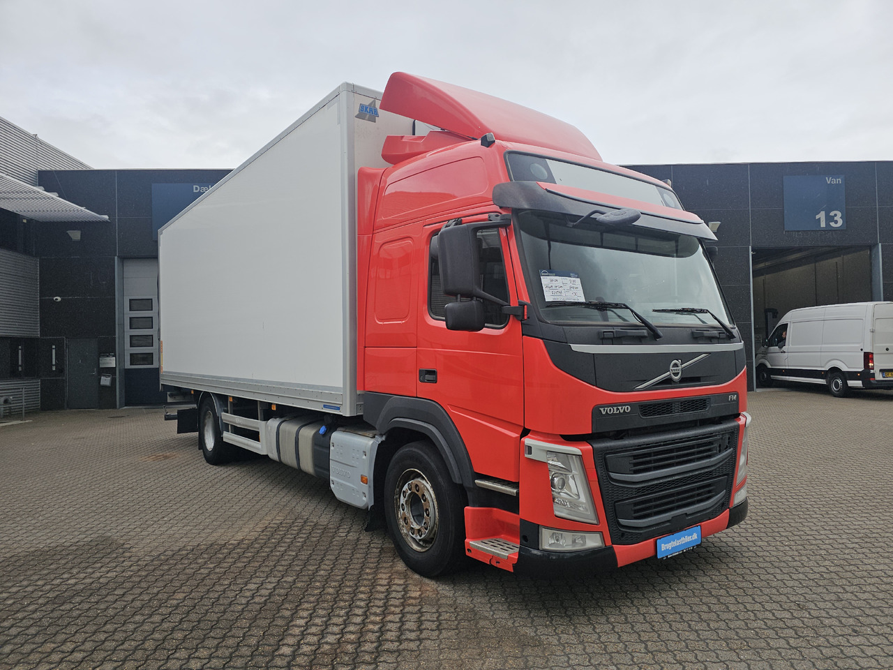 Volvo FM340 - Камион фургон: снимка 2 Volvo FM340 - Камион фургон: снимка 2
