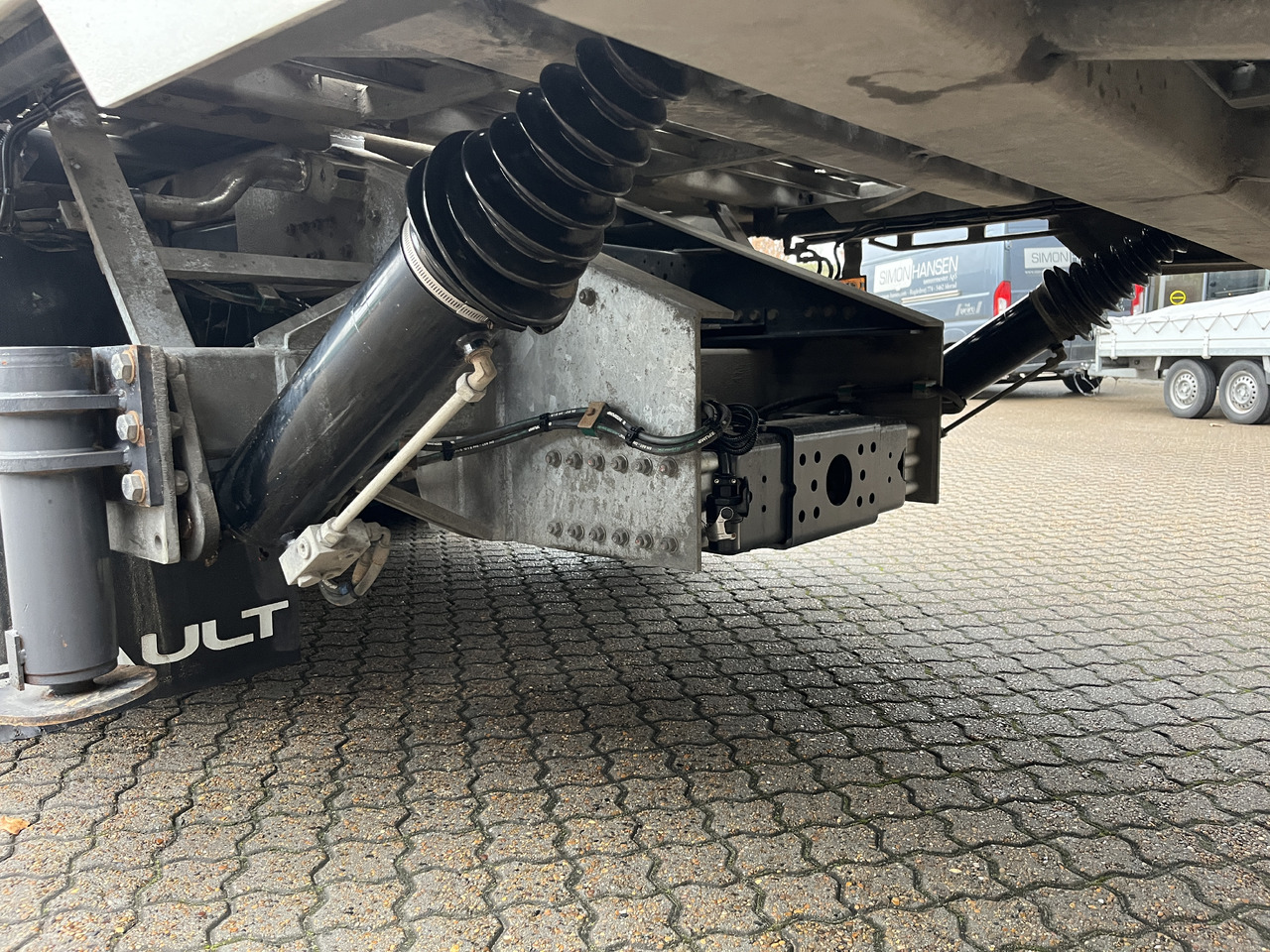 Автовоз камион, Камион с кран Volvo FM500: снимка 17 Автовоз камион, Камион с кран Volvo FM500: снимка 17