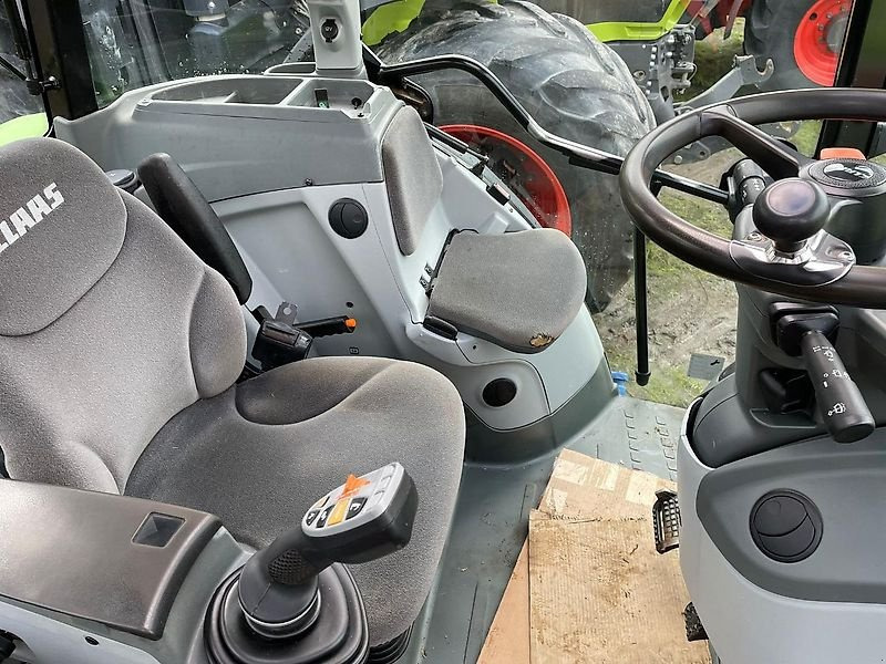 CLAAS Arion 420 - Трактор: снимка 3 CLAAS Arion 420 - Трактор: снимка 3