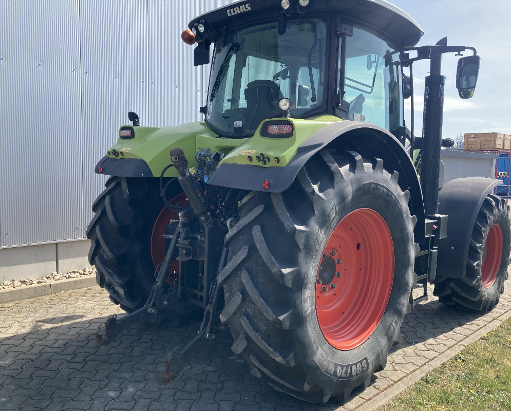 CLAAS Arion 650 CEBIS - Трактор: снимка 2 CLAAS Arion 650 CEBIS - Трактор: снимка 2