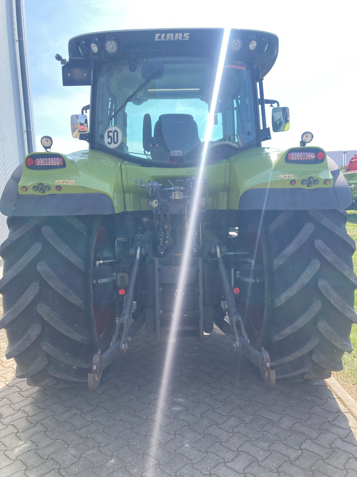 CLAAS Arion 650 CMATIC - Трактор: снимка 3 CLAAS Arion 650 CMATIC - Трактор: снимка 3