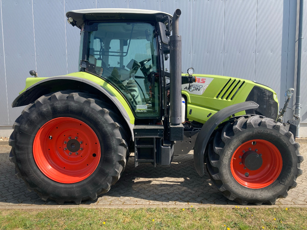CLAAS Arion 650 CMATIC - Трактор: снимка 1 CLAAS Arion 650 CMATIC - Трактор: снимка 1