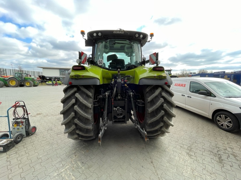 CLAAS Arion 660 CMATIC - Трактор: снимка 4 CLAAS Arion 660 CMATIC - Трактор: снимка 4