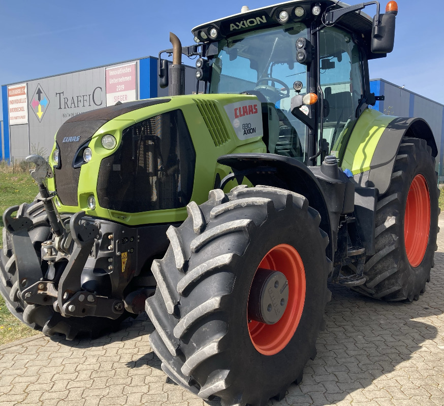 CLAAS Axion 830 CMATIC - Трактор: снимка 2 CLAAS Axion 830 CMATIC - Трактор: снимка 2