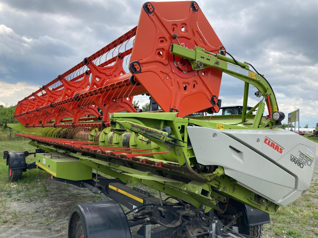 CLAAS Trion 750 - Зърнокомбайн: снимка 3 CLAAS Trion 750 - Зърнокомбайн: снимка 3