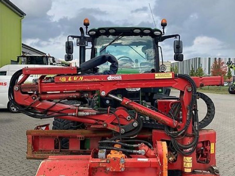 Трактор John Deere 6110R: снимка 12