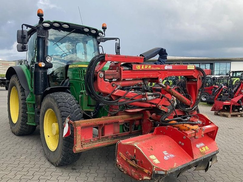 Трактор John Deere 6110R: снимка 11