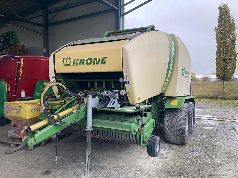 Krone Comprima CV 150 XC - Рулонна сламопреса: снимка 1 Krone Comprima CV 150 XC - Рулонна сламопреса: снимка 1
