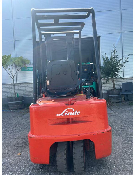 Linde E15 - Електрокар: снимка 3 Linde E15 - Електрокар: снимка 3