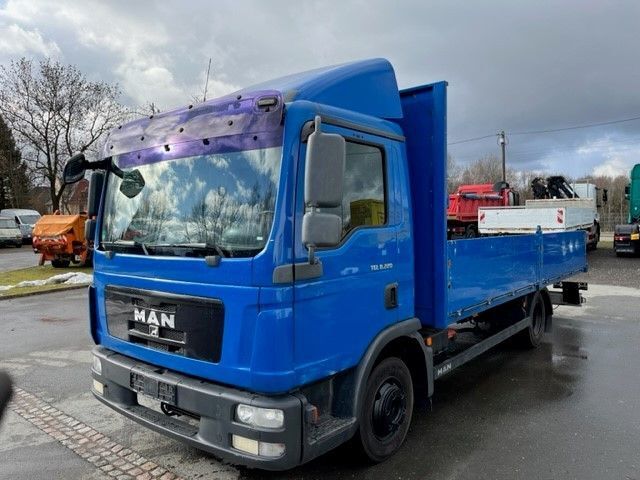 Бордови камион MAN TGL 8.220FG: снимка 8