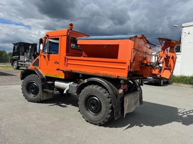 Mercedes-Benz Unimog 418/10 Winterdienst2000 - Самосвал камион: снимка 3 Mercedes-Benz Unimog 418/10 Winterdienst2000 - Самосвал камион: снимка 3