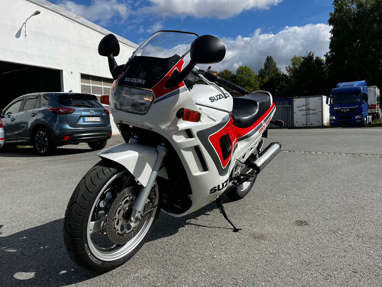 Suzuki GSX 750 - Мотоциклет: снимка 2 Suzuki GSX 750 - Мотоциклет: снимка 2