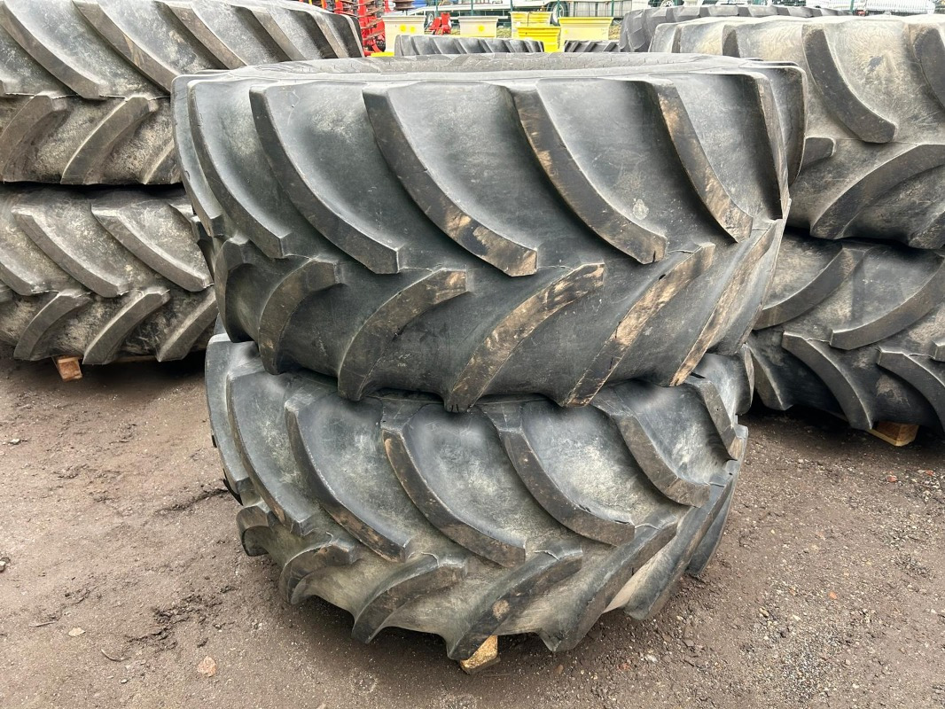 600/70R28 650/85R38 Kompletträder - Гума за Селскостопанска техника: снимка 2 600/70R28 650/85R38 Kompletträder - Гума за Селскостопанска техника: снимка 2
