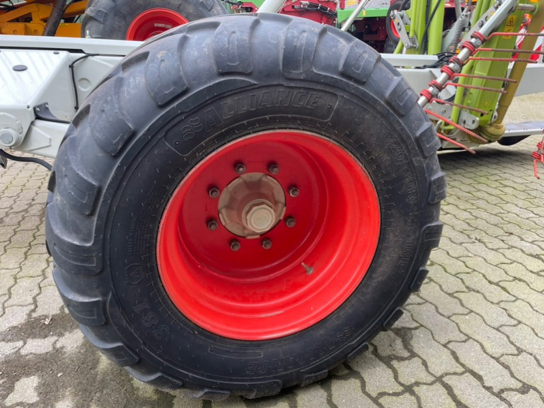 CLAAS Liner 3600 - Гребло/ Сенообръщачка: снимка 3 CLAAS Liner 3600 - Гребло/ Сенообръщачка: снимка 3