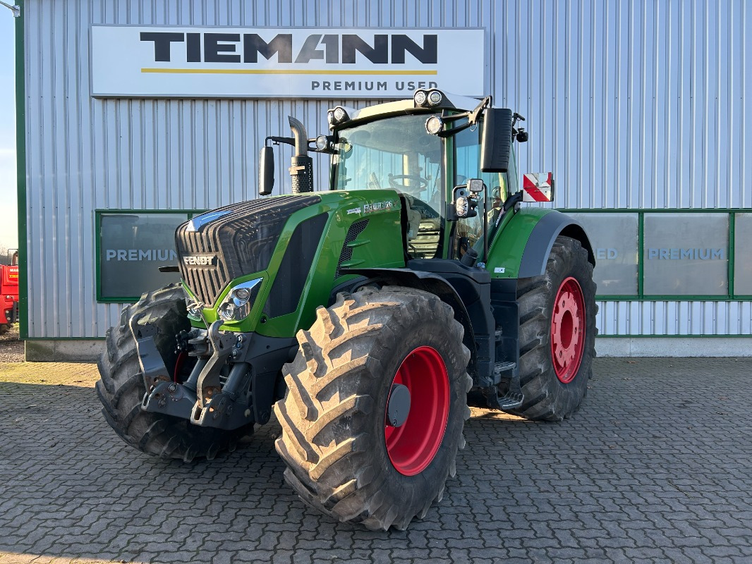 Fendt 826 Vario ProfiPlus - Трактор: снимка 1 Fendt 826 Vario ProfiPlus - Трактор: снимка 1