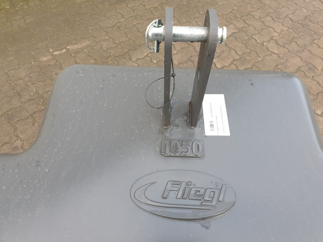 Fliegl GEWICHT 1.050KG - Противовес: снимка 4 Fliegl GEWICHT 1.050KG - Противовес: снимка 4