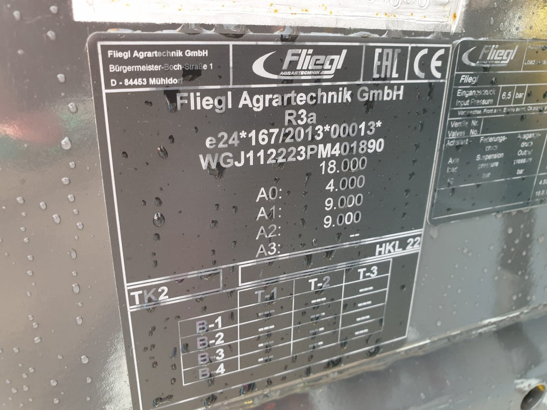 Fliegl HKL 22 - Инструмент/ Оборудване: снимка 4 Fliegl HKL 22 - Инструмент/ Оборудване: снимка 4