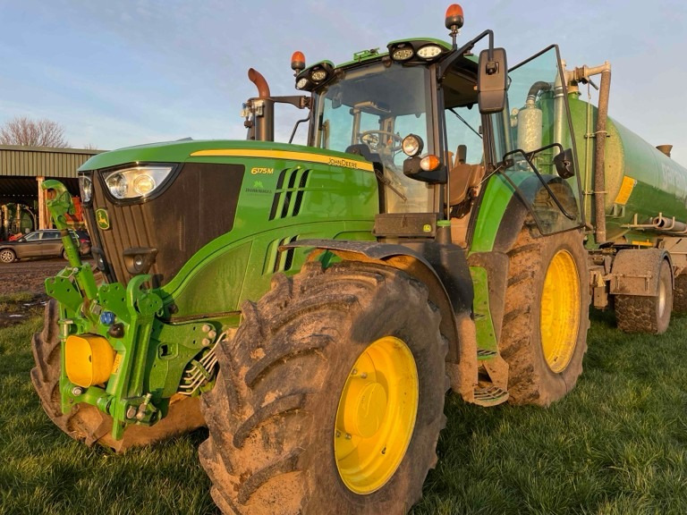 John Deere 6175M - Трактор: снимка 1 John Deere 6175M - Трактор: снимка 1