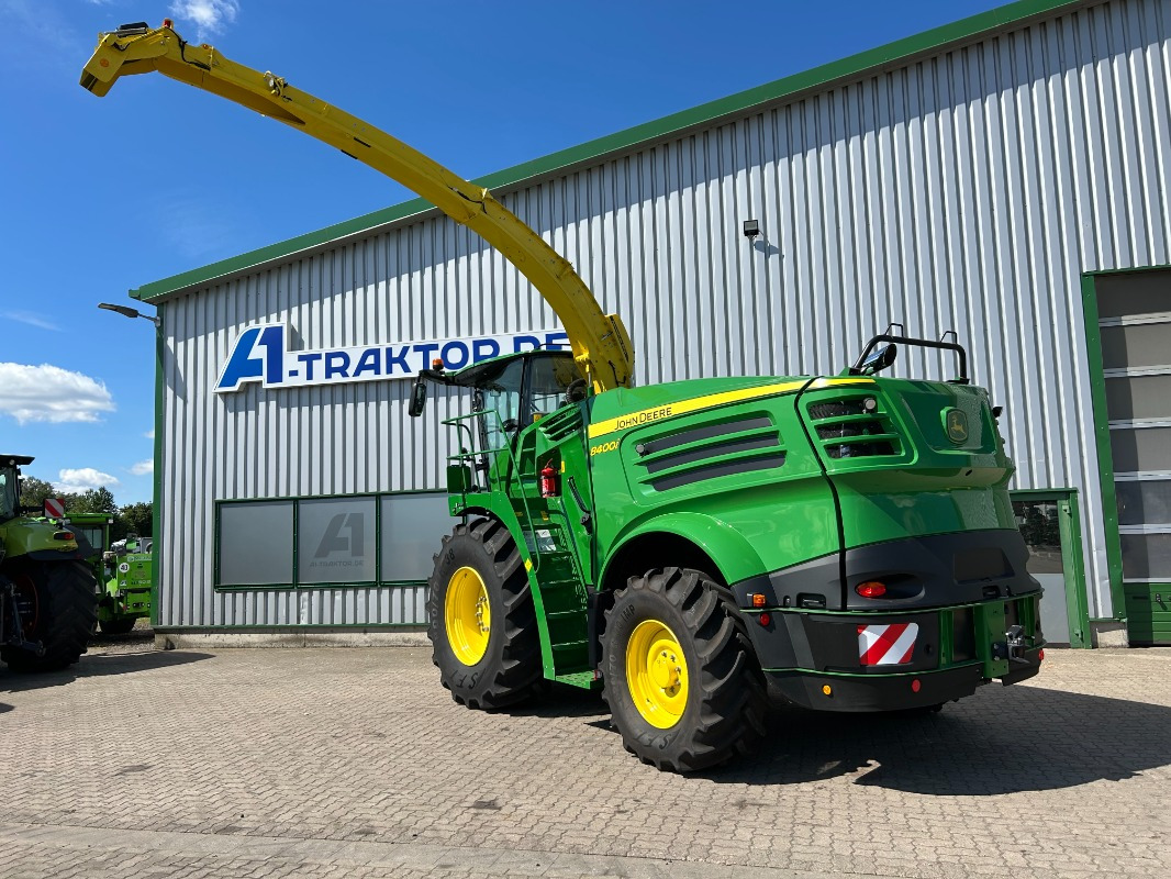 John Deere 8400i PREMIUM USED - Комбайн: снимка 5 John Deere 8400i PREMIUM USED - Комбайн: снимка 5