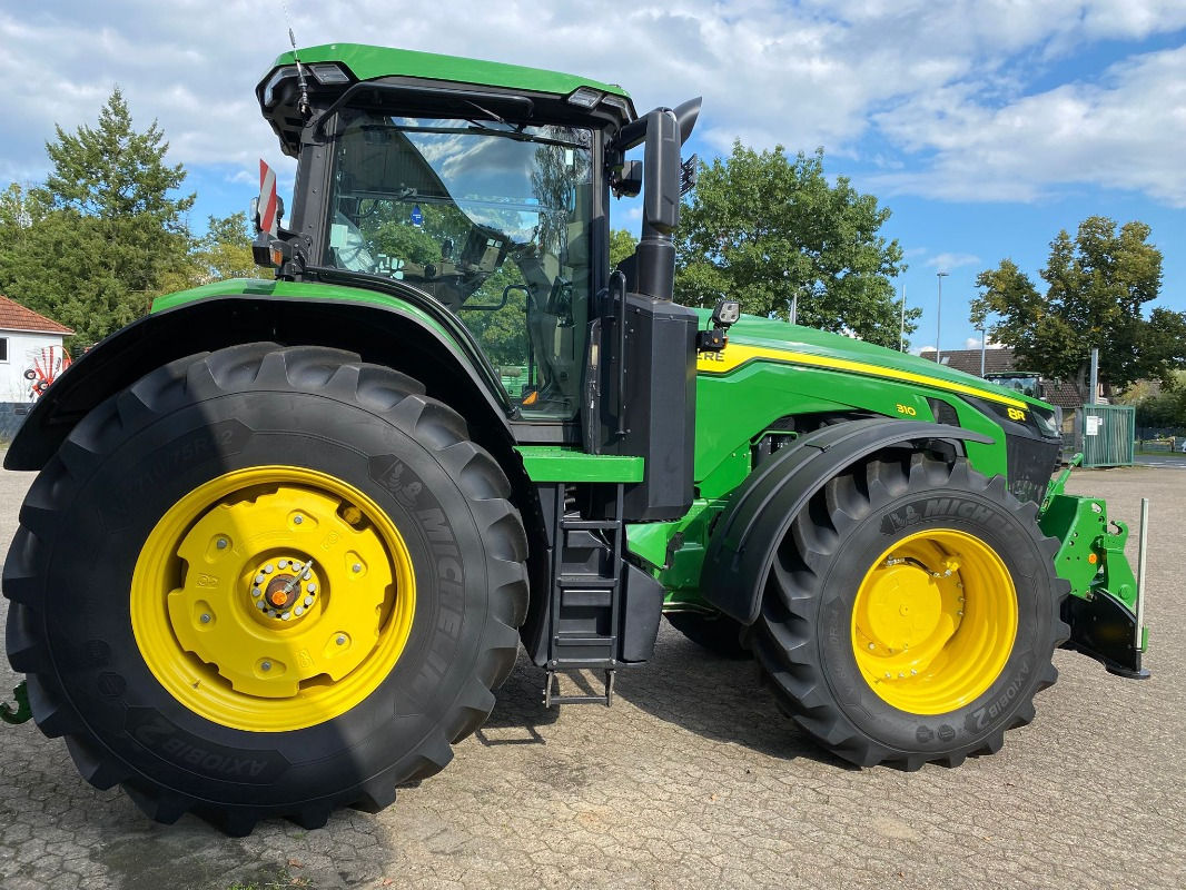 John Deere 8R 310 **Sonderfinanzierung 1,60%** - Трактор: снимка 2 John Deere 8R 310 **Sonderfinanzierung 1,60%** - Трактор: снимка 2