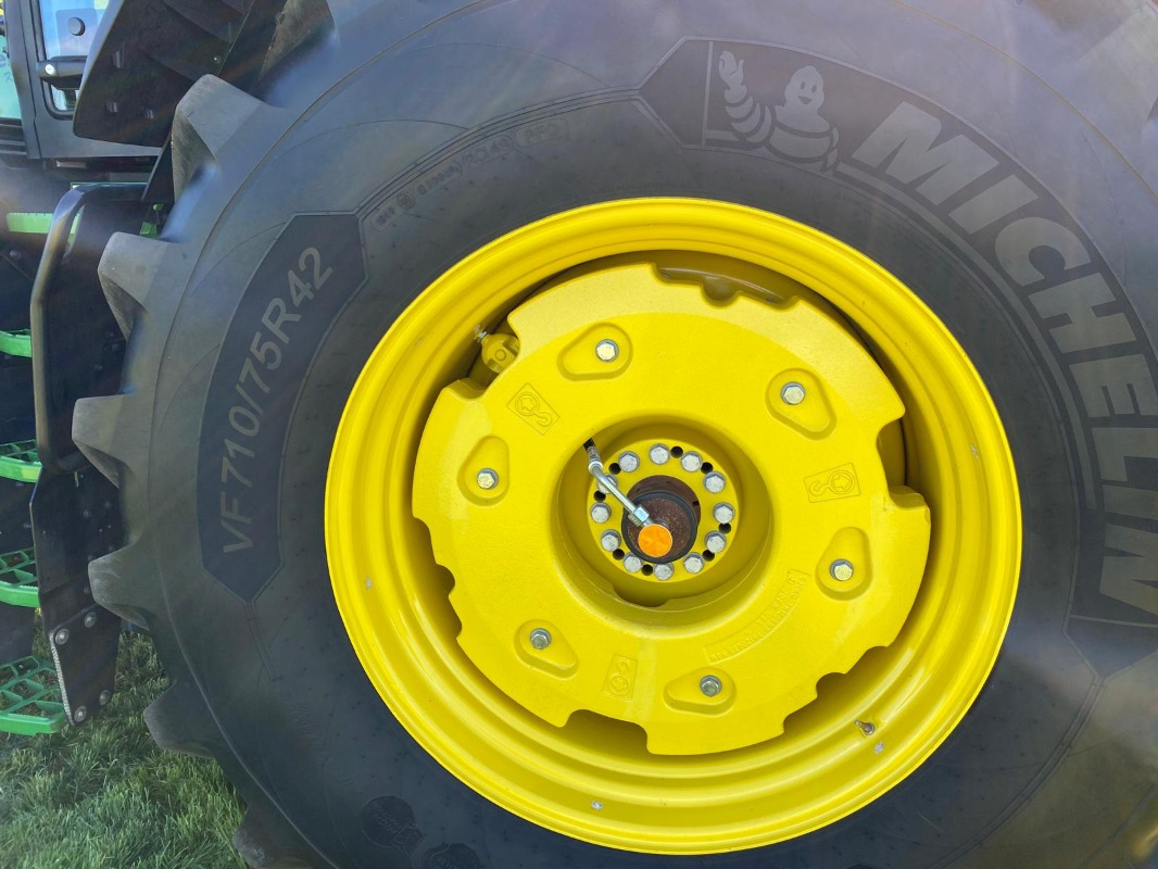 John Deere 8R 310 **Sonderfinanzierung 1,60%** - Трактор: снимка 2 John Deere 8R 310 **Sonderfinanzierung 1,60%** - Трактор: снимка 2