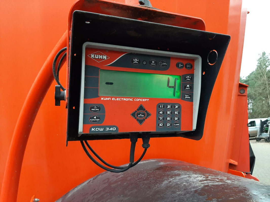 Kuhn PROFILE 1670 SELECT - Миксер-вагон: снимка 5 Kuhn PROFILE 1670 SELECT - Миксер-вагон: снимка 5