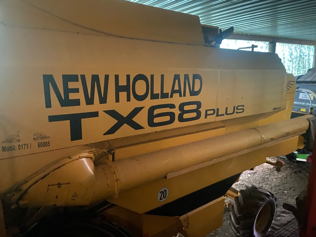 New Holland TX 68 Plus - Зърнокомбайн: снимка 3 New Holland TX 68 Plus - Зърнокомбайн: снимка 3