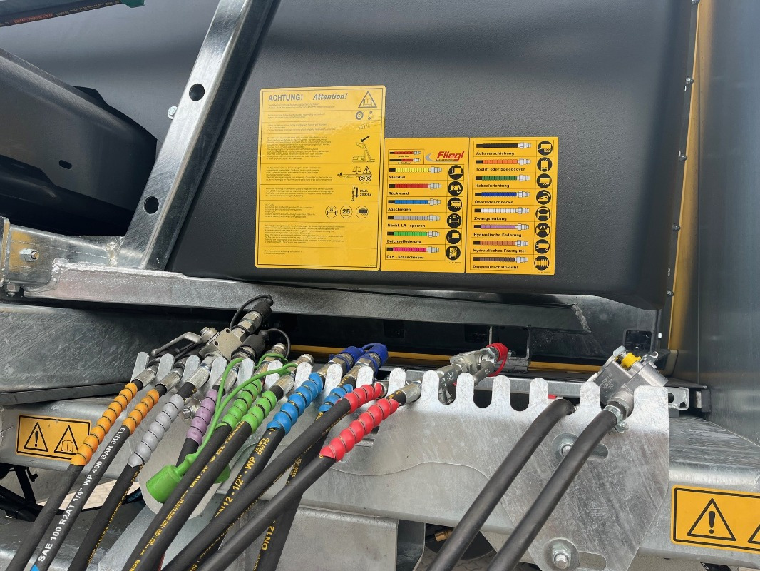 Fliegl ASW281 - Ремарке: снимка 3 Fliegl ASW281 - Ремарке: снимка 3