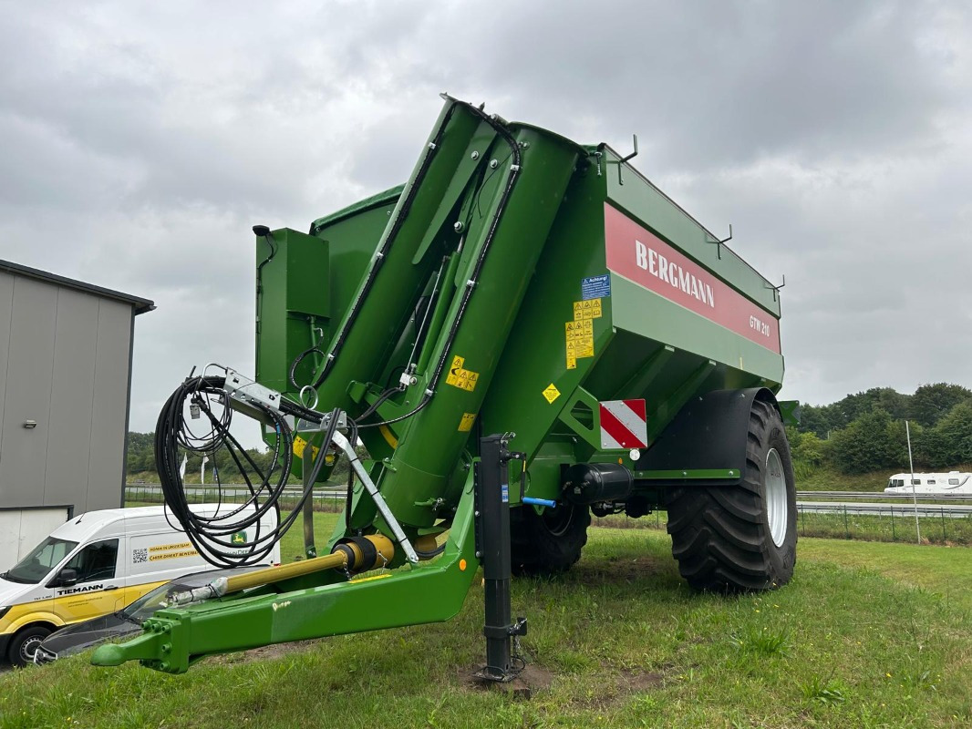 Bergmann GTW 210 - Селскостопанска техника: снимка 2 Bergmann GTW 210 - Селскостопанска техника: снимка 2