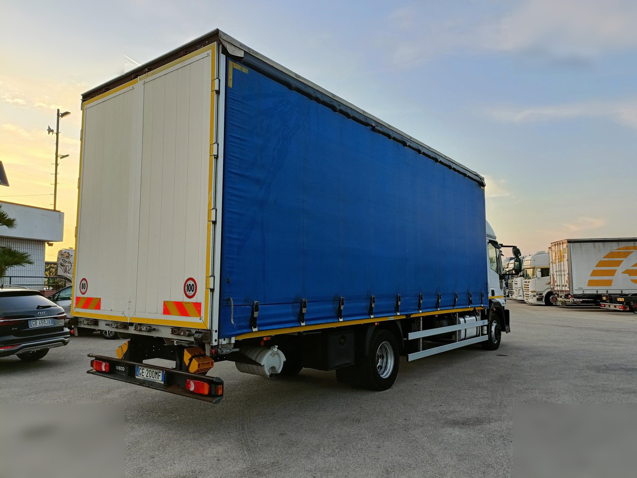 IVECO EUROCARGO 120E25 - Камион с брезент: снимка 5 IVECO EUROCARGO 120E25 - Камион с брезент: снимка 5