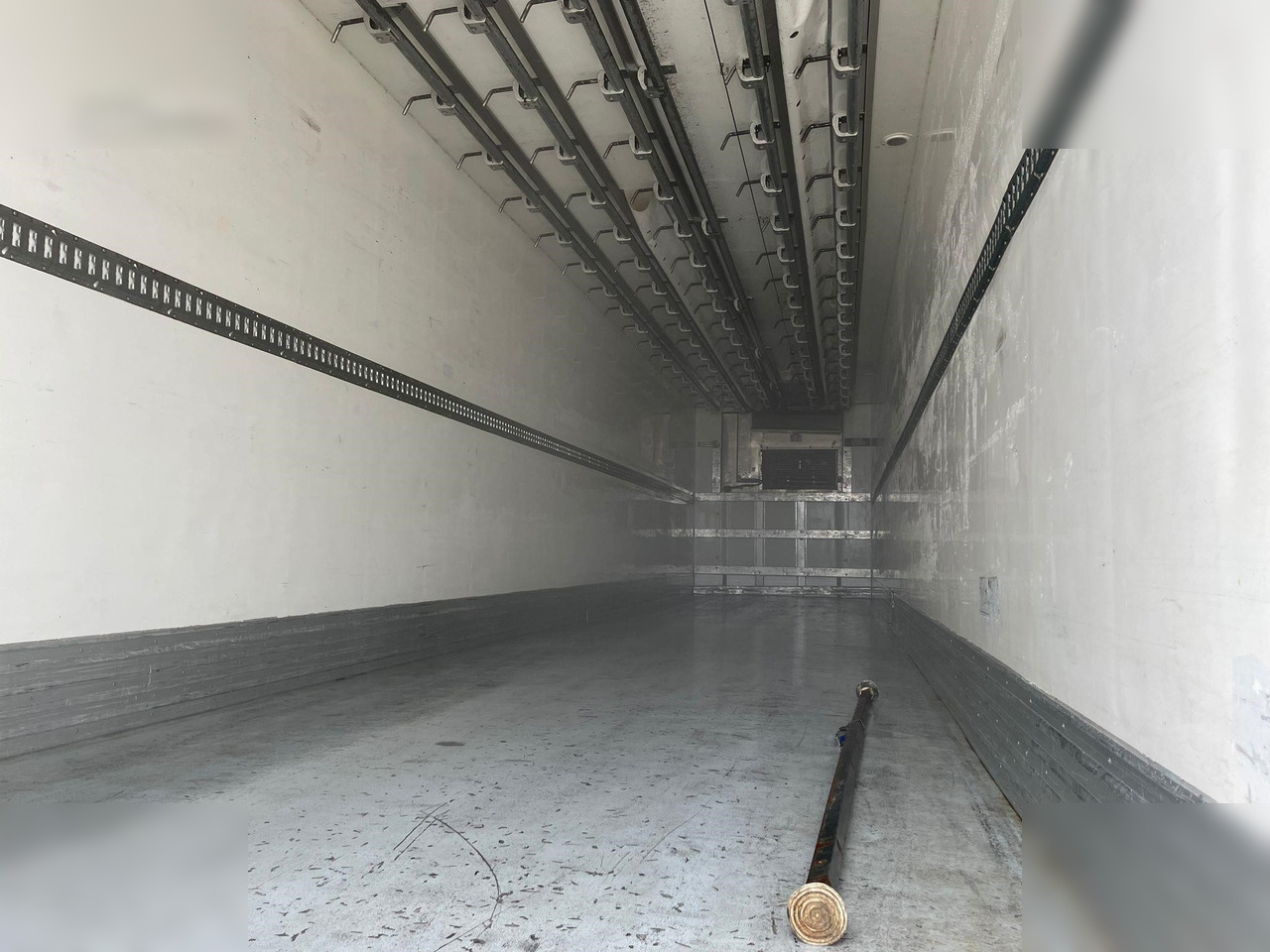 SCHMITZ  - Рефрижератор полуремарке: снимка 2 SCHMITZ  - Рефрижератор полуремарке: снимка 2