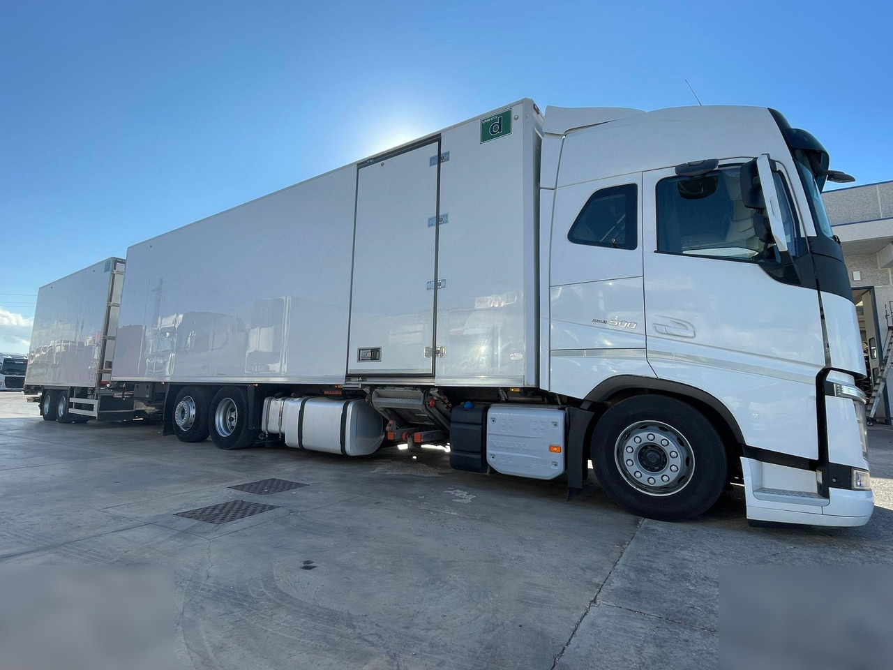 VOLVO FH500 - Рефрижератор камион: снимка 1 VOLVO FH500 - Рефрижератор камион: снимка 1
