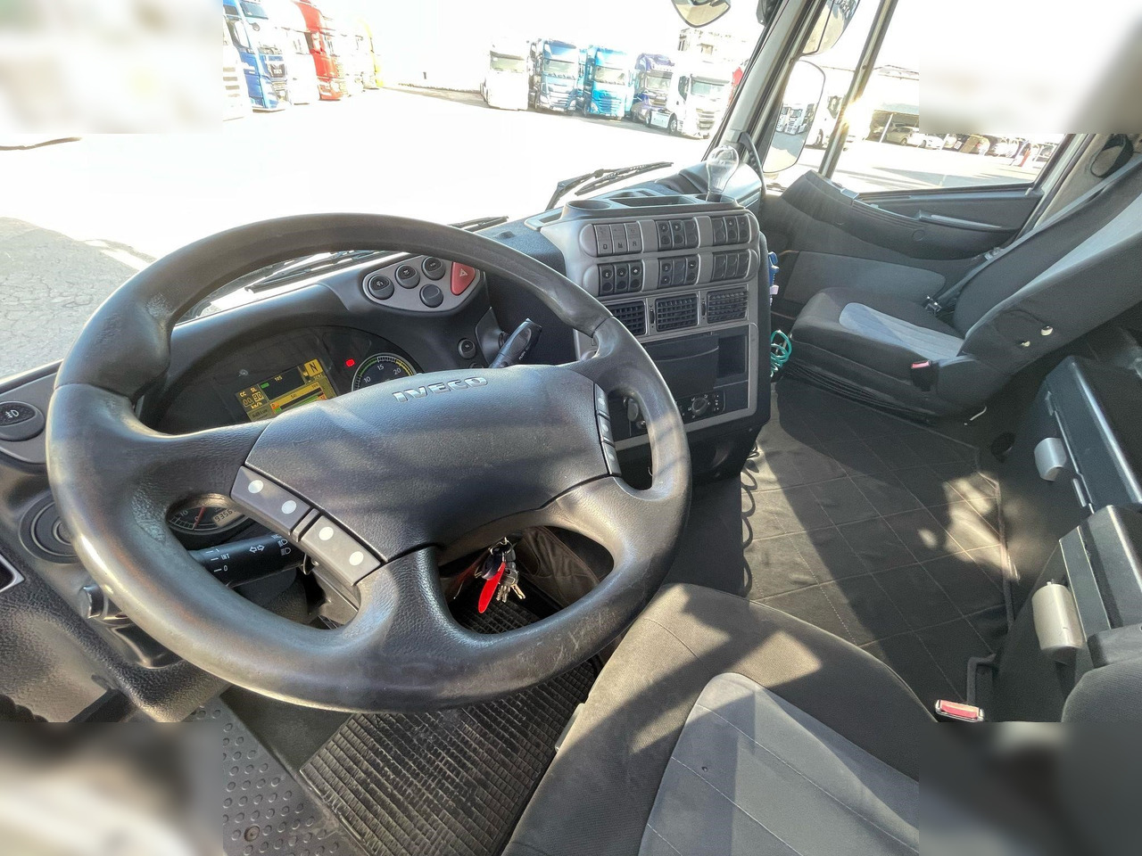 Влекач IVECO STRALIS 500: снимка 7