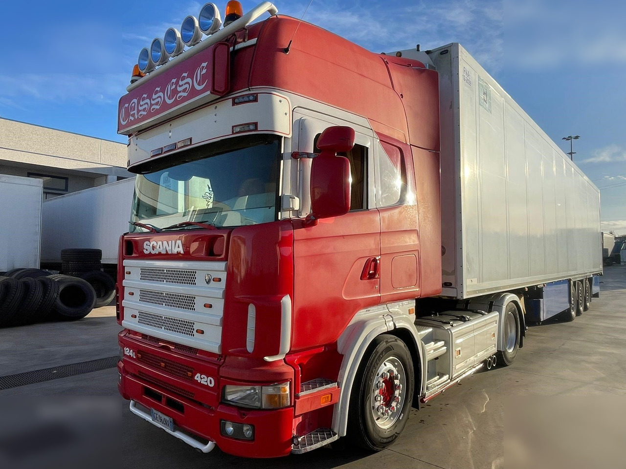 SCANIA R124.420 - Влекач: снимка 2 SCANIA R124.420 - Влекач: снимка 2