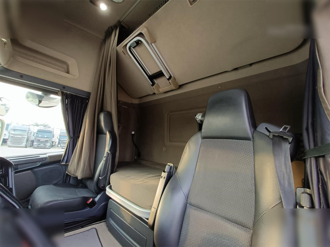 SCANIA R490 - Влекач: снимка 5 SCANIA R490 - Влекач: снимка 5