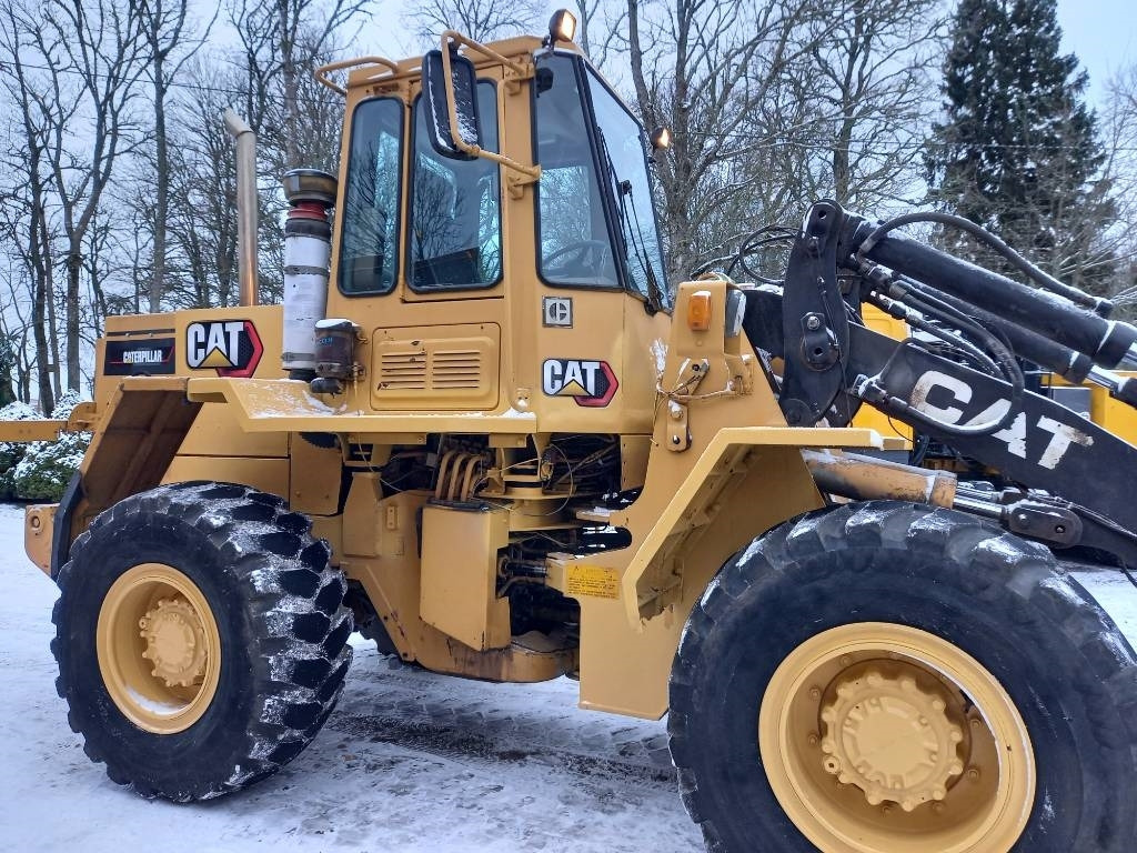 Колесен товарач CAT IT 28 B: снимка 7