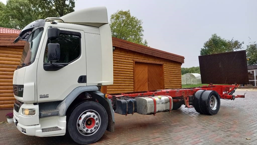 DAF FA55.250G, ONLY FOR PARTS! - Камион фургон: снимка 1 DAF FA55.250G, ONLY FOR PARTS! - Камион фургон: снимка 1