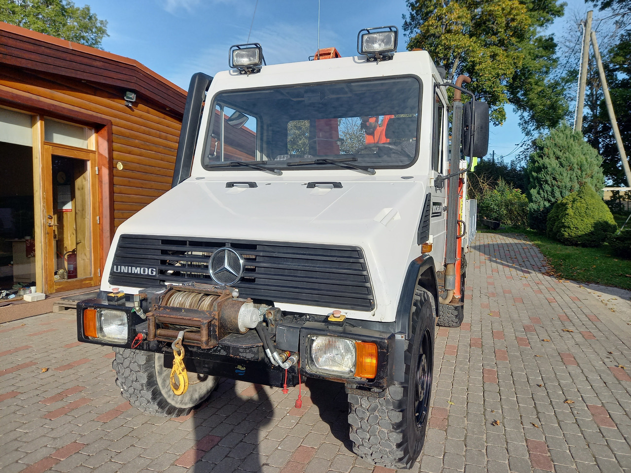 UNIMOG U100L - Камион с кран: снимка 3 UNIMOG U100L - Камион с кран: снимка 3