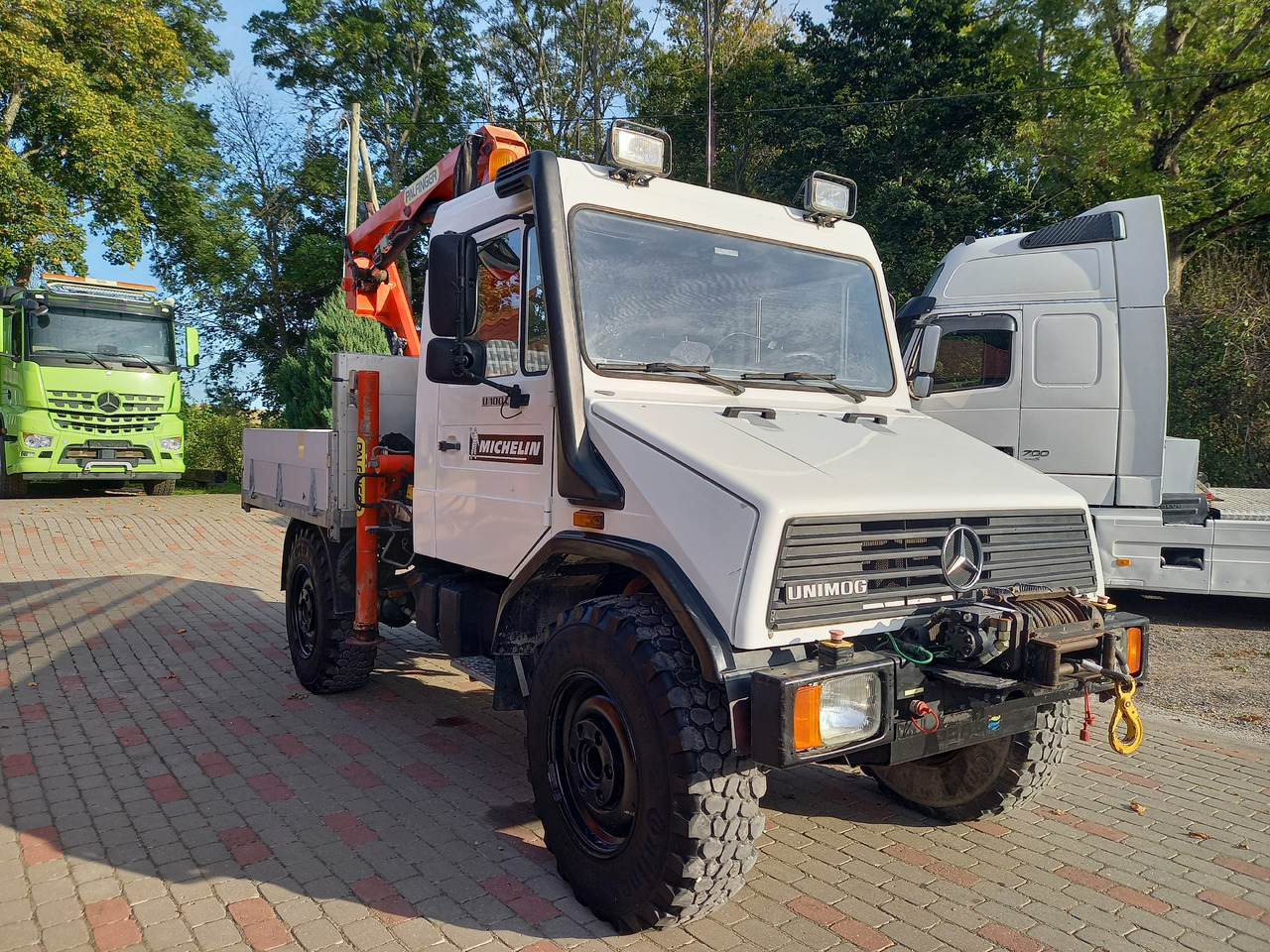 UNIMOG U100L - Камион с кран: снимка 5 UNIMOG U100L - Камион с кран: снимка 5