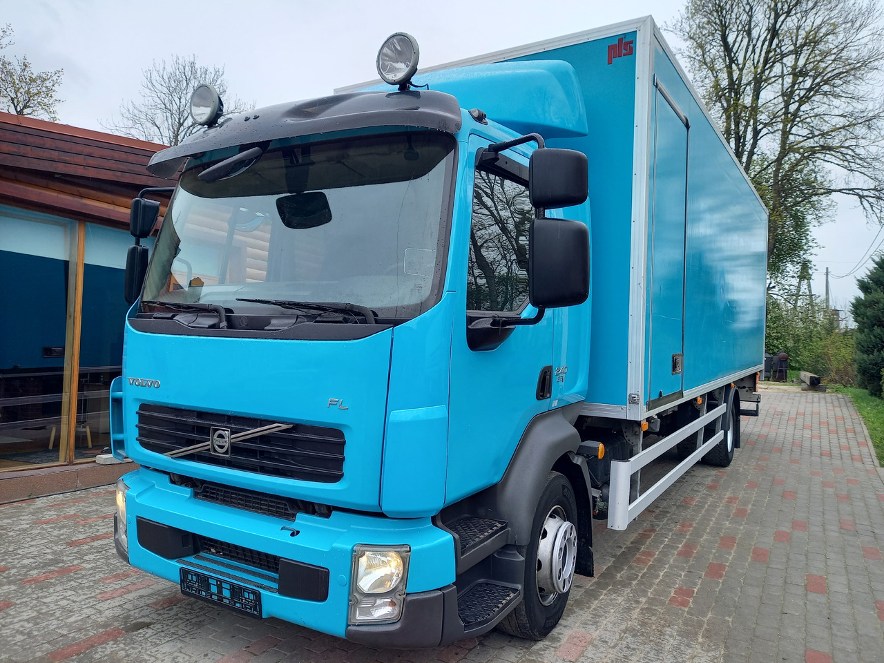 VOLVO FL, 4x2, 16000 KG. EEV - Камион фургон: снимка 1 VOLVO FL, 4x2, 16000 KG. EEV - Камион фургон: снимка 1