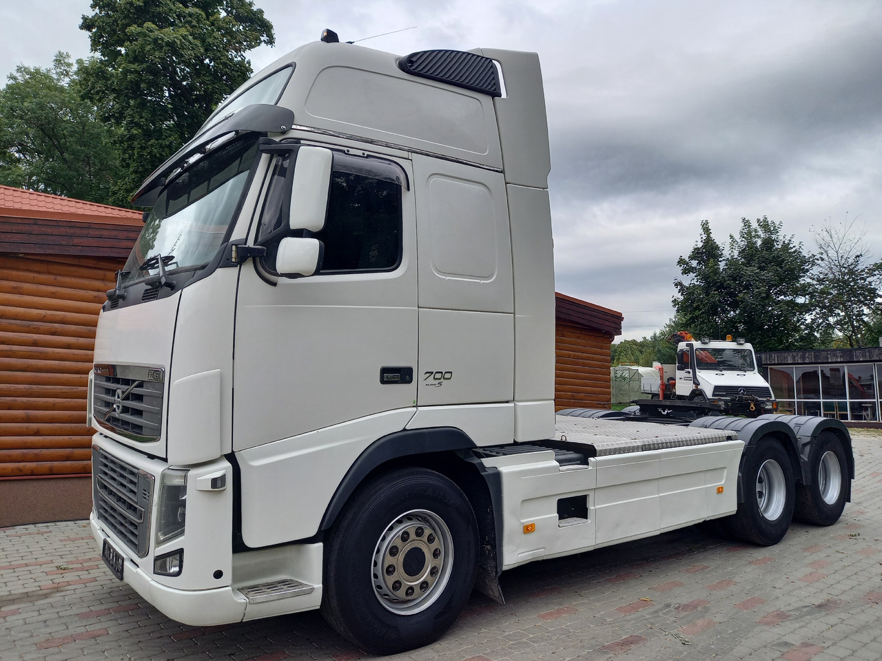 VOLVO FH 16, 6x4, 700, HÜDRAULIKA - Влекач: снимка 3 VOLVO FH 16, 6x4, 700, HÜDRAULIKA - Влекач: снимка 3
